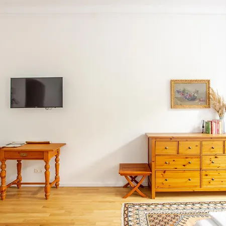Apartment Gemuetliche Nur 15 Minuten Ins Stadtzentrum *