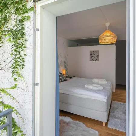 Gemuetliches, Ruhiges - 90m2 Mit Garten Und Terrasse Apartment