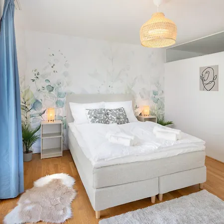 Gemuetliches, Ruhiges - 90m2 Mit Garten Und Terrasse
