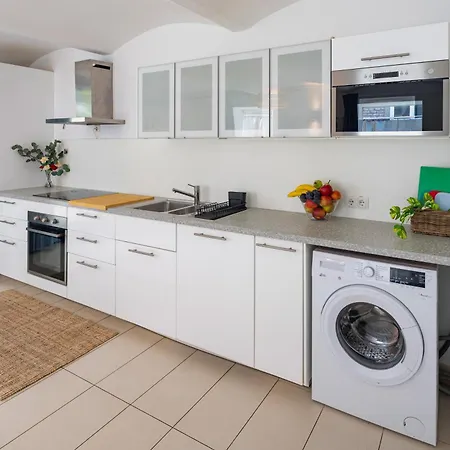 Gemuetliches, Ruhiges - 90m2 Mit Garten Und Terrasse Apartment