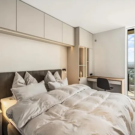 Apartment Luxurious Penthouse Triiiple Towers - What'app - 0034-656-619-782 - For Reservations!