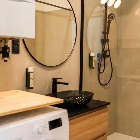 Myflat - Bright Near Station Appartement Vienne