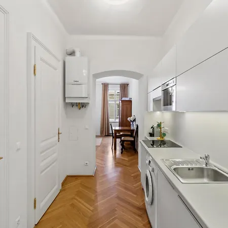 Apartment Chic - Near U3 Metro