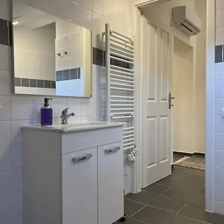 Dreamy & Cozy With Air Condition *