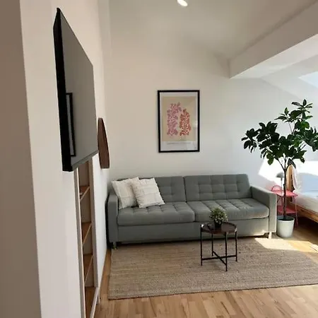 Apartment Dreamy & Cozy With Air Condition