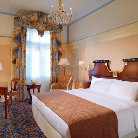Bristol, A Luxury Collection Hotel,