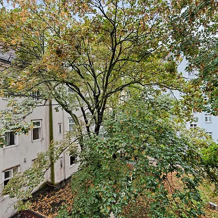 Cozy, Generous - 10 Min To City-centre - Contactless 24h Check-in Apartment Vienna