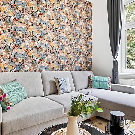 Cozy, Generous - 10 Min To City-centre - Contactless 24h Check-in Apartment Vienna