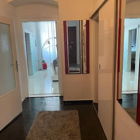 Geibel T4 - 85m2 - Highspeed Internet - Hundefreundlich Apartment Vienna