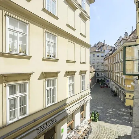 Charming In Center Vídeň