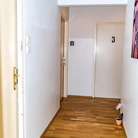 Apartment Spacious 5 Minutes To Wiener Stadthalle Vienna
