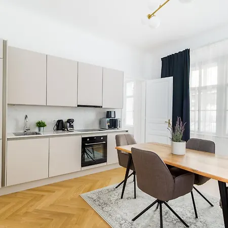 Ballgasse Luxury