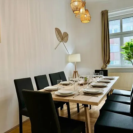 130 M2 Spacious 5 Bedroom * Vienna