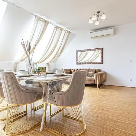 Super Luxury Apt, Only 12min To Ferris Wheel Apartmán *