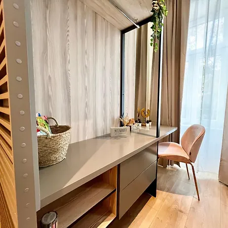Charm Meidling Apartment Vienna