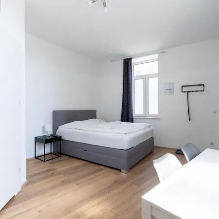 Apartament Faraway 43 *