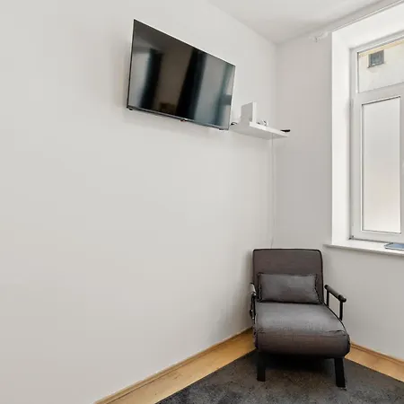 Apartament Faraway 43 *