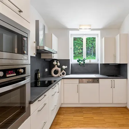 Apartment Luxury Living - 1130