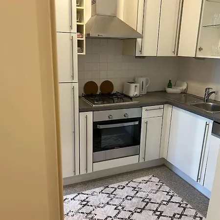 Apartment Saturn *