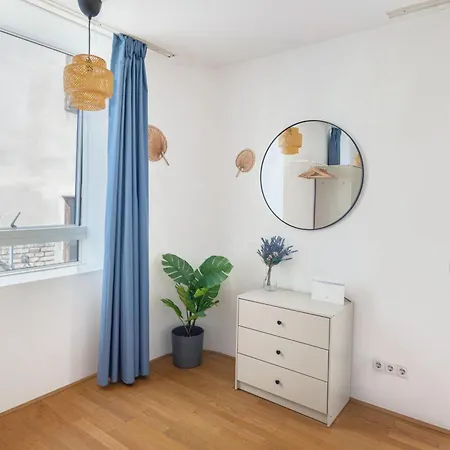 Apartment Gemuetliches, Ruhiges - 90m2 Mit Garten Und Terrasse Vienna