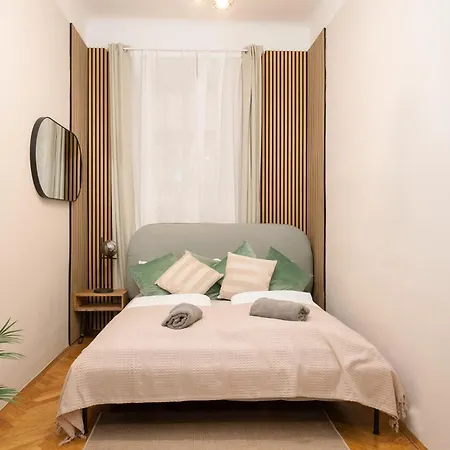 Апартаменты Close To Danube And Wiener Riesenrad