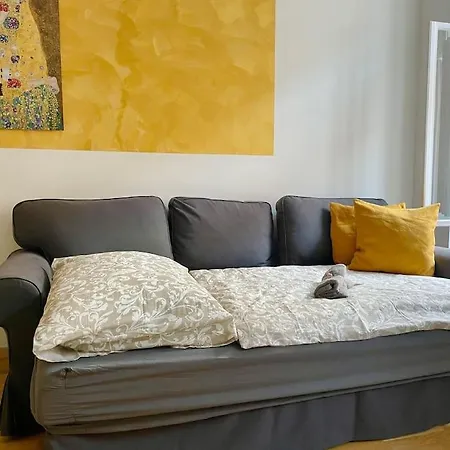 Apartment 100 M2 With Free Parking - 15 Min To Center *