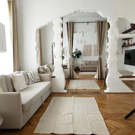 Big Garden Apartment, 10 Minutes To U4 And U6 Vienna
