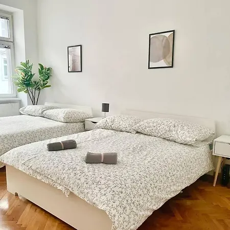 Apartment Sunny Central *