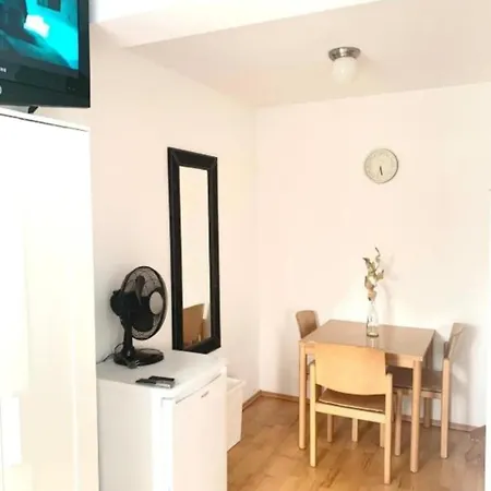 Homestay Nr 12 Vienna