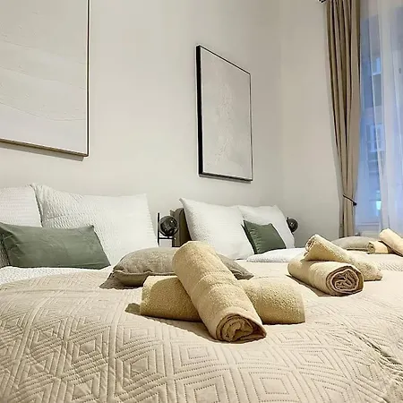 Close To Metro, 10 Minutes To Mariahilferstrasse