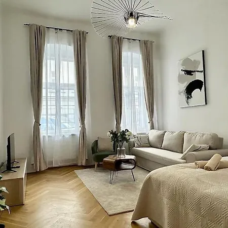 Apartment Close To Metro, 10 Minutes To Mariahilferstrasse