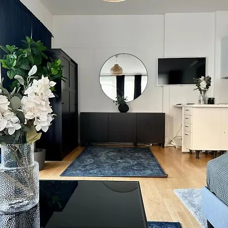 Amazing Terrace, Close To Viennas Biggest Shopping Street Apartment