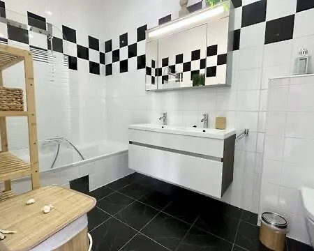 Designer Apartments, 2 Min To U1 Reumannplatz Vienna