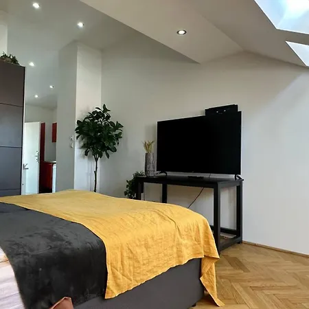 Apartment Designer Apartments, 2 Min To U1 Reumannplatz