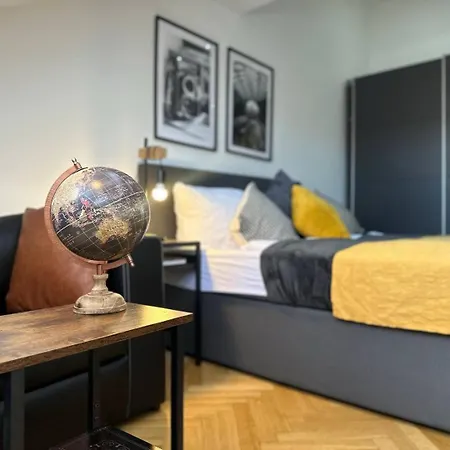 Designer Apartments, 2 Min To U1 Reumannplatz