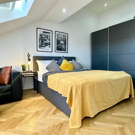 Apartment Designer Apartments, 2 Min To U1 Reumannplatz
