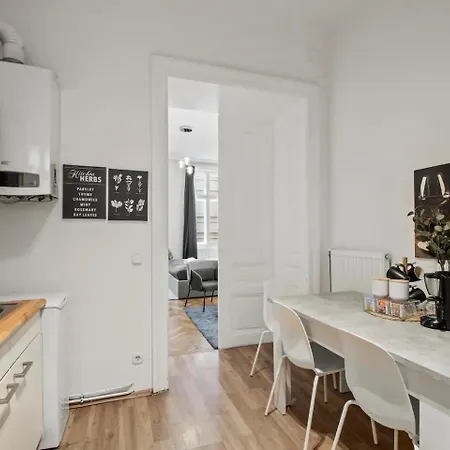 Apartment Apartment, Central, 2 Min To U1 Keplerplatz *
