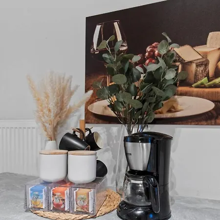 Apartment, Central, 2 Min To U1 Keplerplatz Vienna