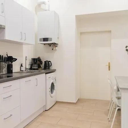 Apartment, Central, 2 Min To U1 Keplerplatz *