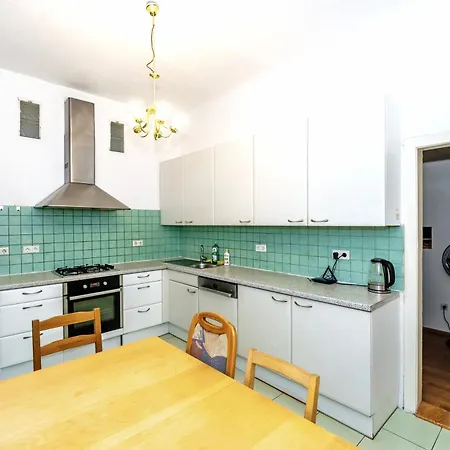 Apartment Zzq Family Near Schoenbrunn Palace