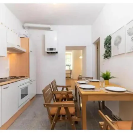 Close To Danube And Wiener Riesenrad Apartment