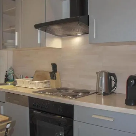 Wonderful Two Bedroom * Vienna