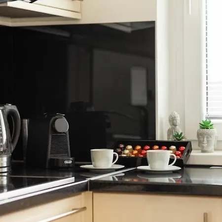 Apartment Exclusive 2-bedroom Loft With Scenic Rooftop Views Vienna