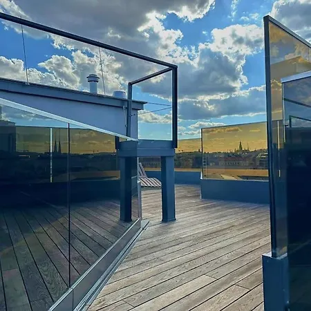 Next To Augarten Penthouse Rooftop Terrace