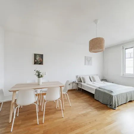 Gemuetliche 2-zimmer Im Herzen Wiens Apartment *