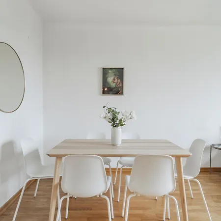 Gemuetliche 2-zimmer Im Herzen Wiens Apartment Vienna