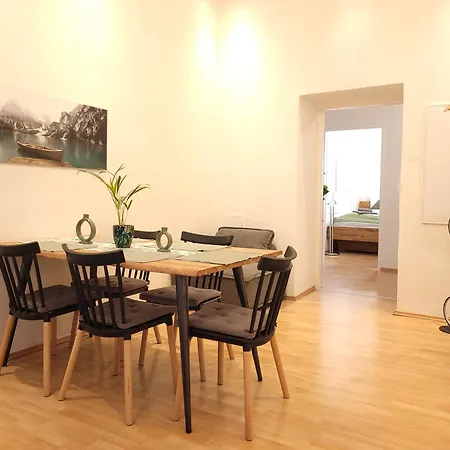 Apartment 3 Bedrooms - 72sqm - 15 Min. Center