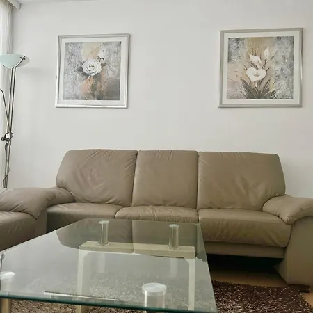 Spacious 90m2 Maisonette With Free Parking Apartment