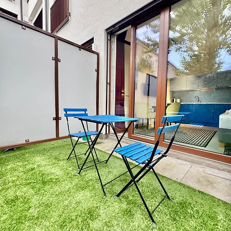 Moeblierte Mit Terrasse