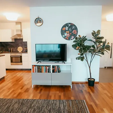 Apartment Danube Island 12